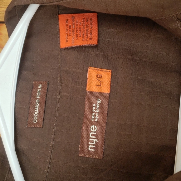 NYNE Coolmax Poplin University of Wyoming Brown Gold L/S Like New Shirt Large - Picture 3 of 4